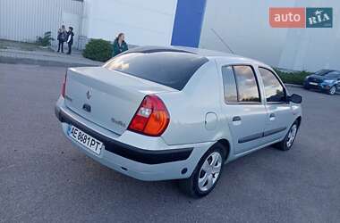 Седан Renault Clio Symbol 2004 в 