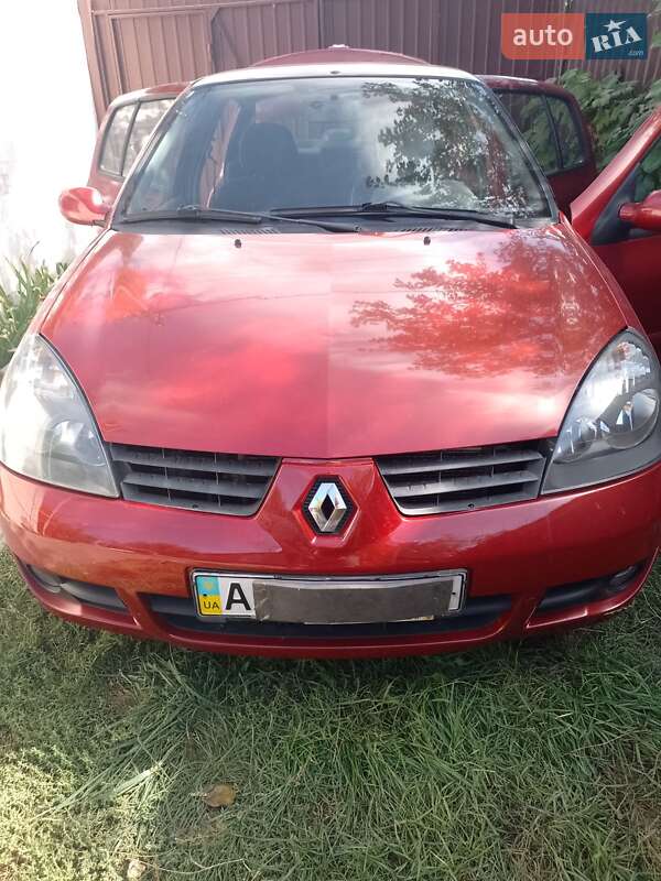 Седан Renault Clio Symbol 2006 в 