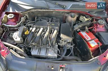 Седан Renault Clio Symbol 2003 в 