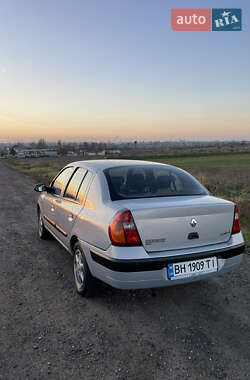 Седан Renault Clio Symbol 2003 в 