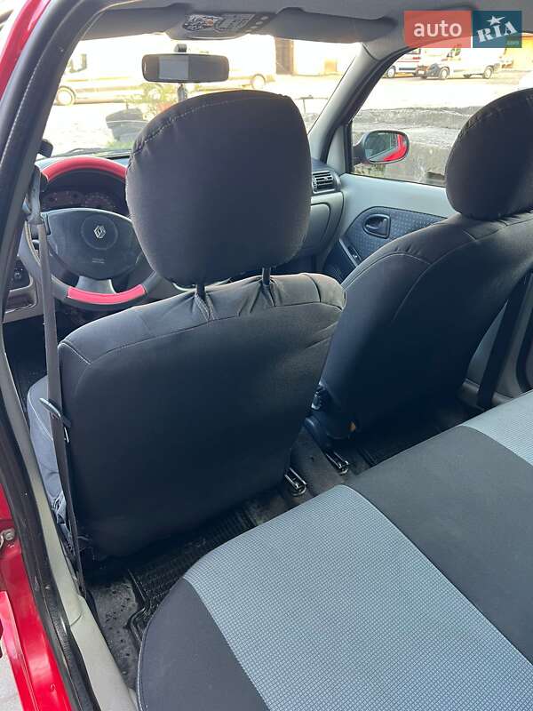 Седан Renault Clio Symbol 2006 в Ужгороді