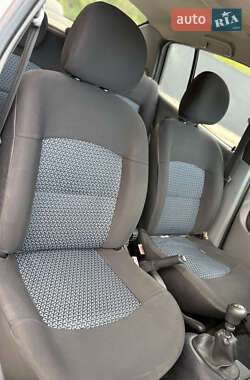 Седан Renault Clio Symbol 2006 в 