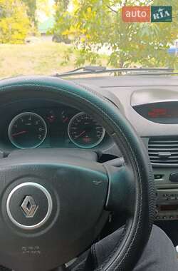 Седан Renault Clio Symbol 2008 в 
