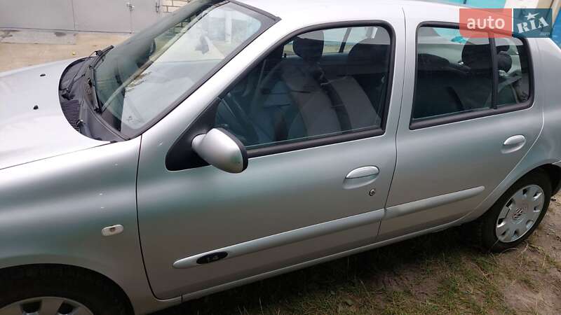 Седан Renault Clio Symbol 2007 в Вараші