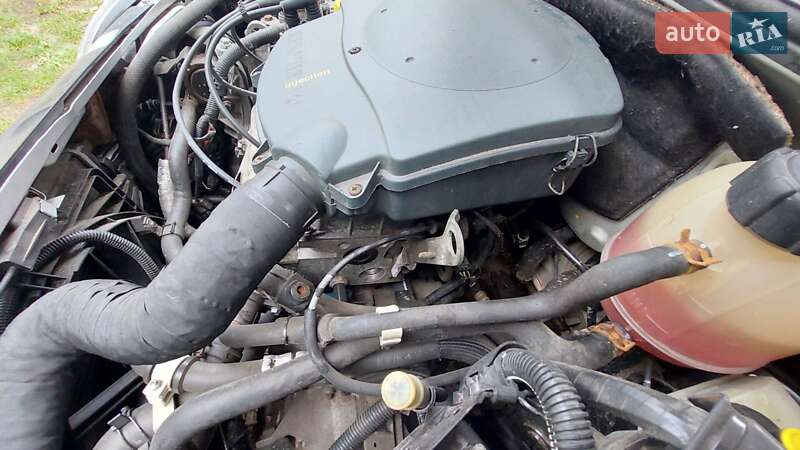 Седан Renault Clio Symbol 2007 в Вараші