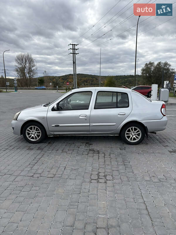 Седан Renault Clio Symbol 2006 в Козині