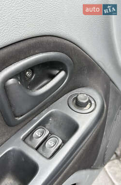 Седан Renault Clio Symbol 2006 в 