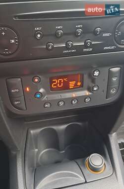 Седан Renault Clio Symbol 2007 в 