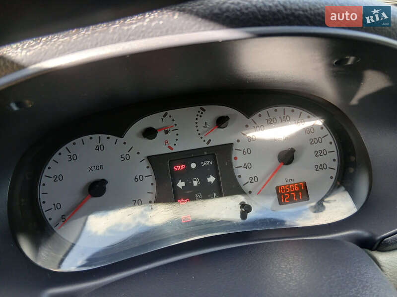 Седан Renault Clio Symbol 2004 в Житомирі фото 11 Седан Renault Clio Symbol 2004 в Житомирі