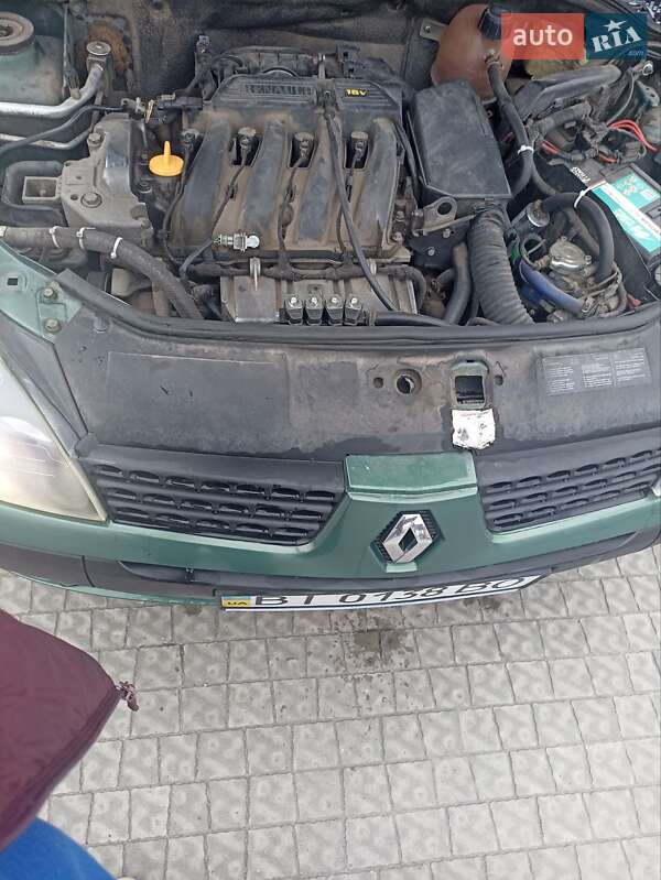 Седан Renault Clio Symbol 2003 в Полтаве