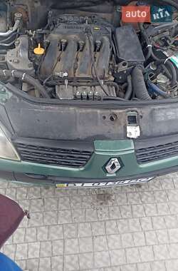 Седан Renault Clio Symbol 2003 в 
