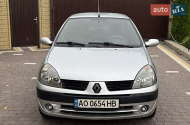Седан Renault Clio Symbol 2005 в 