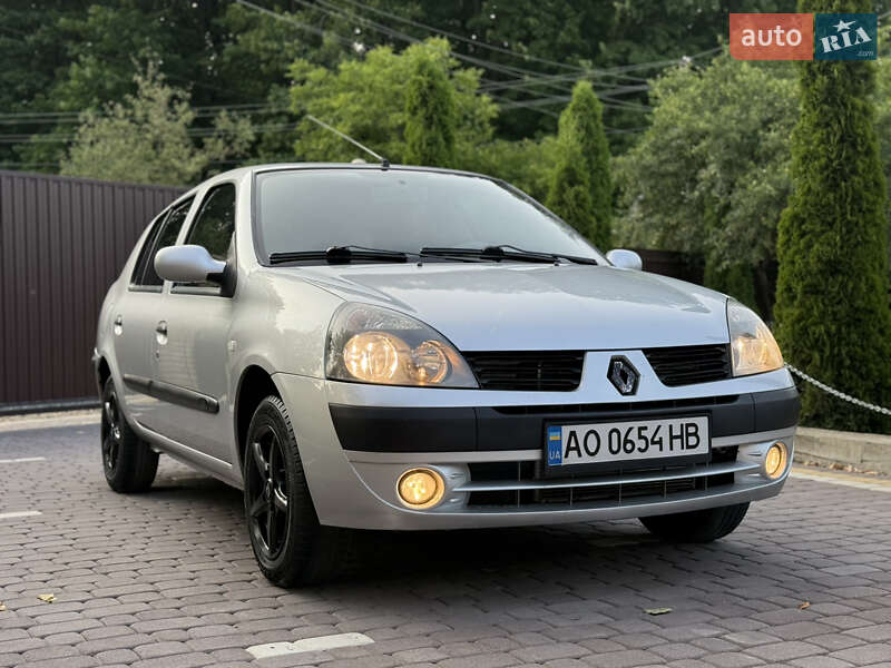 Седан Renault Clio Symbol 2005 в Косове