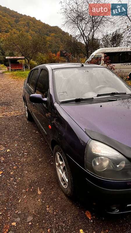 Седан Renault Clio Symbol 2003 в Хусті