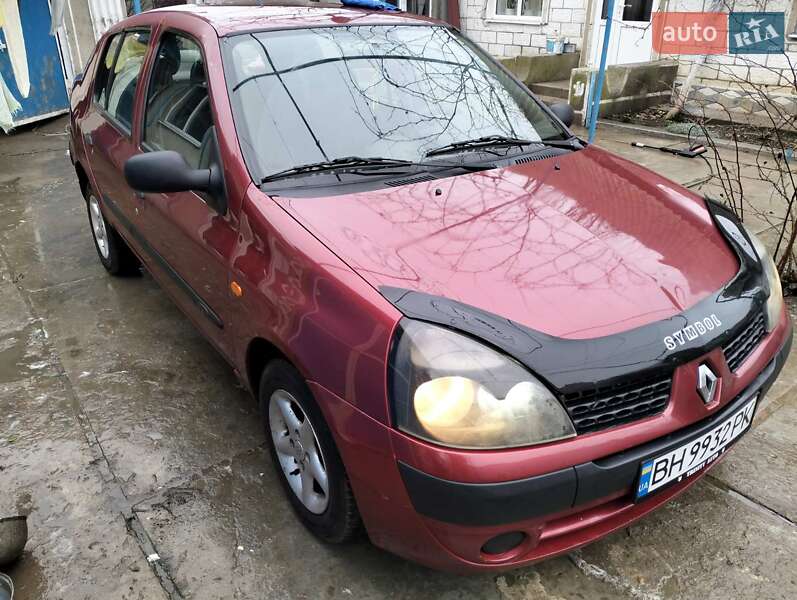 Седан Renault Clio Symbol 2003 в Килии