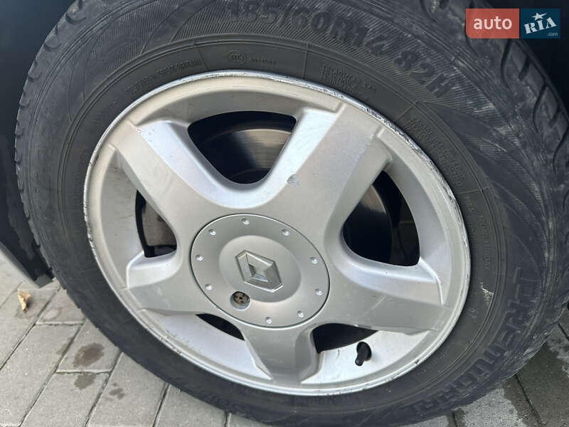 Седан Renault Clio Symbol 2006 в Черновцах фото 4 Седан Renault Clio Symbol 2006 в Черновцах