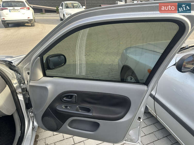 Седан Renault Clio Symbol 2006 в Черновцах фото 21 Седан Renault Clio Symbol 2006 в Черновцах