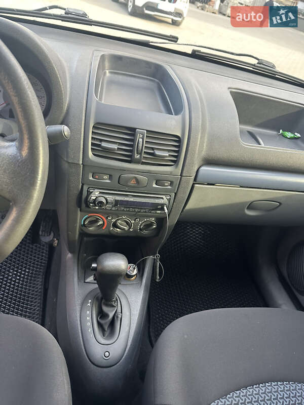 Седан Renault Clio Symbol 2006 в Черновцах фото 35 Седан Renault Clio Symbol 2006 в Черновцах