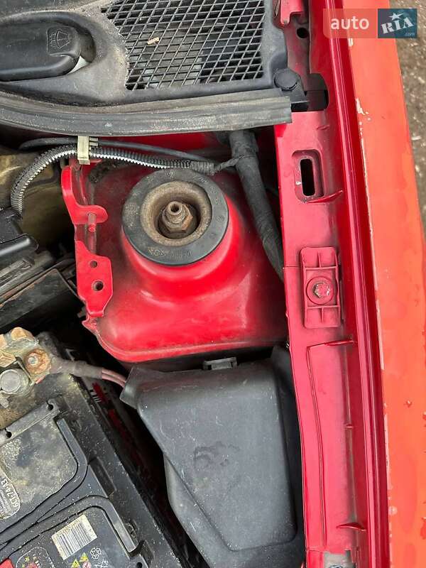 Седан Renault Clio Symbol 2003 в Киеве фото 12 Седан Renault Clio Symbol 2003 в Киеве