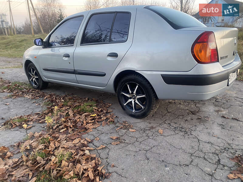 Седан Renault Clio Symbol 2004 в Острозі