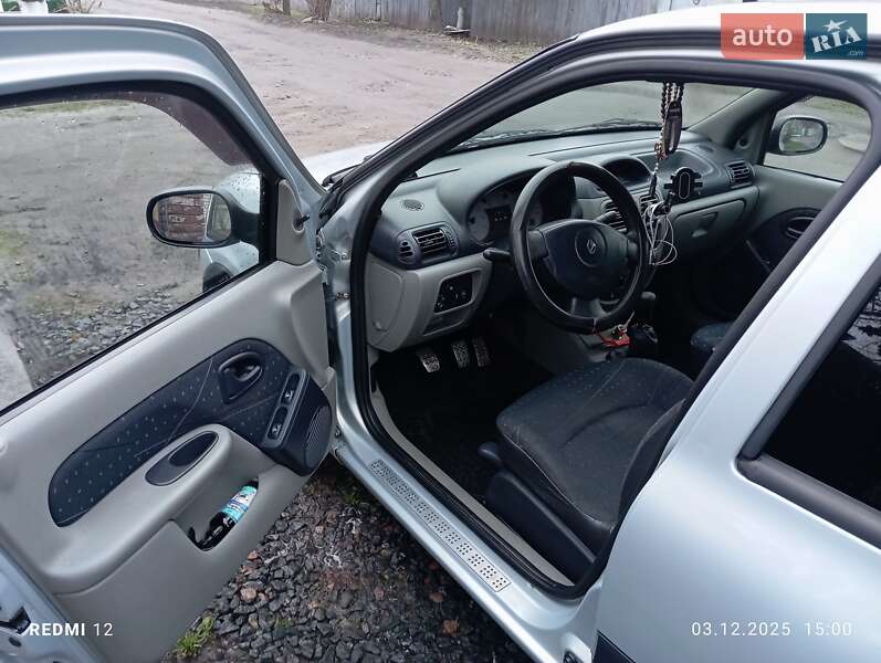 Седан Renault Clio Symbol 2004 в Прилуках