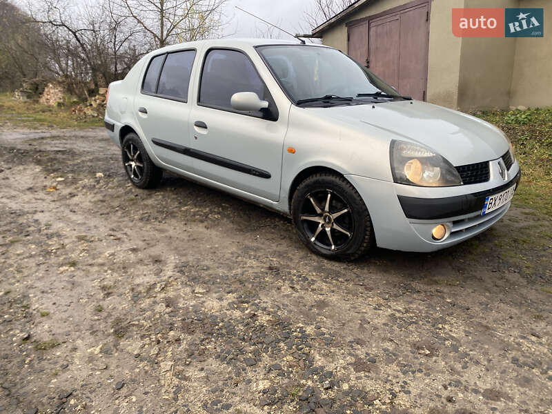 Renault Clio Symbol 2004