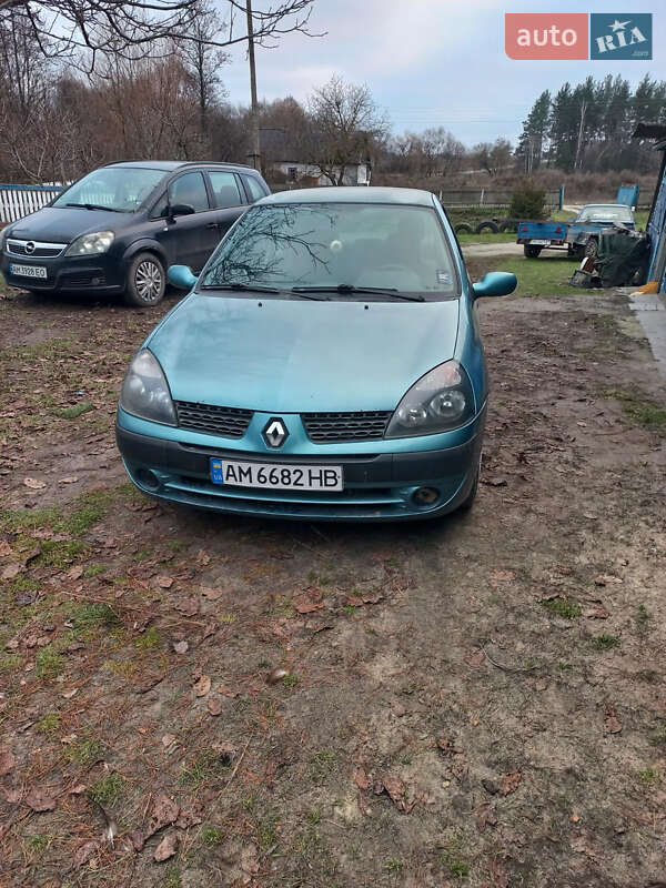 Седан Renault Clio Symbol 2000 в Радомышле