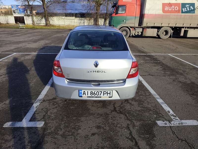 Седан Renault Clio Symbol 2008 в Ровно