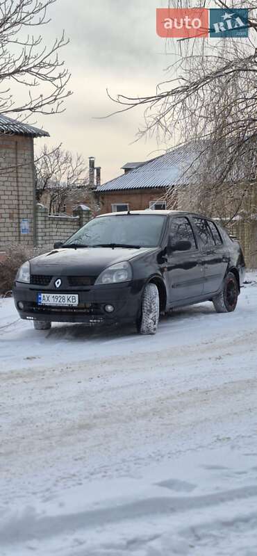 Renault Clio Symbol 2002
