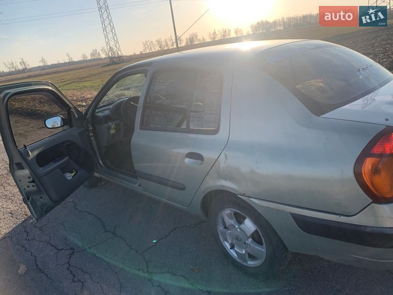 Седан Renault Clio Symbol 2003 в Киеве