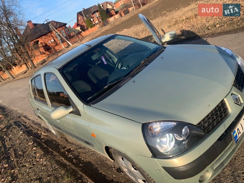 Седан Renault Clio Symbol 2003 в Киеве