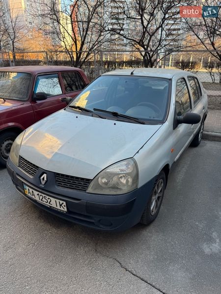 Renault Clio Symbol 2004