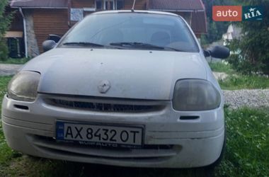 Седан Renault Clio Symbol 2002 в Микуличині