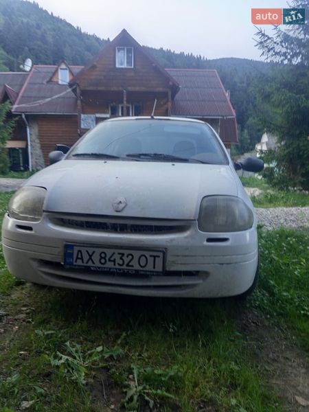Renault Clio Symbol 2002