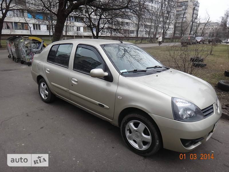 Седан Renault Clio 2006 в Киеве фото Седан Renault Clio 2006 в Киеве