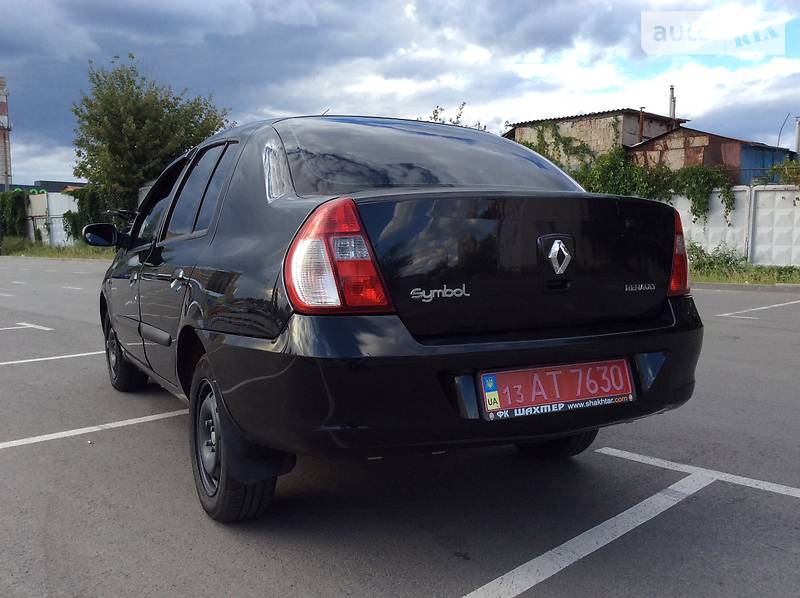 Седан Renault Clio 2008 в Киеве