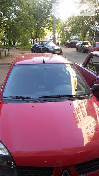 Седан Renault Clio 2005 в Черкассах