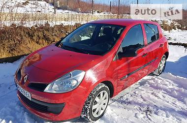 Хэтчбек Renault Clio 2007 в Черновцах