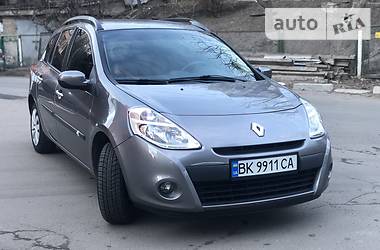 Универсал Renault Clio 2010 в Ровно