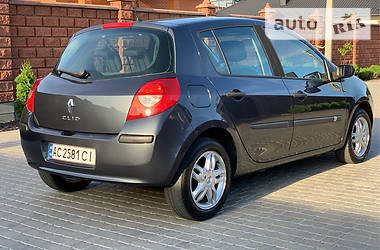 Хэтчбек Renault Clio 2008 в Ровно