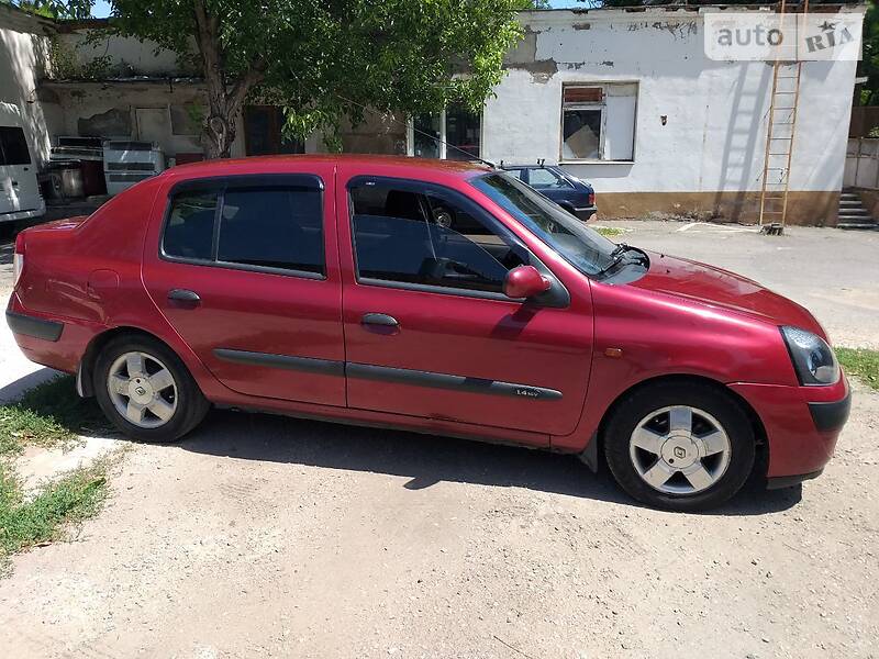 Седан Renault Clio 2002 в Одессе