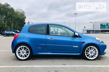 Хетчбек Renault Clio 2010 в 
