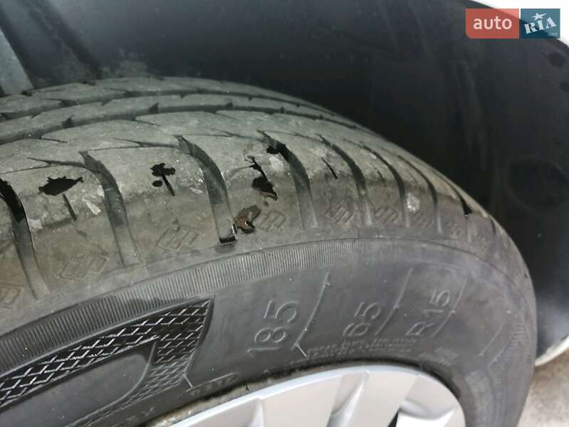 Хэтчбек Renault Clio 2013 в Одессе фото 12 Хэтчбек Renault Clio 2013 в Одессе