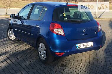 Хэтчбек Renault Clio 2010 в Дрогобыче