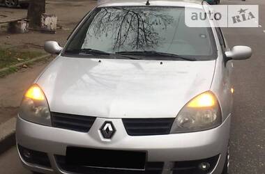 Седан Renault Clio 2006 в Киеве