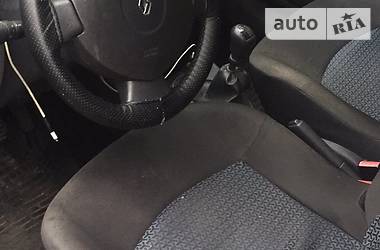 Седан Renault Clio 2006 в Киеве