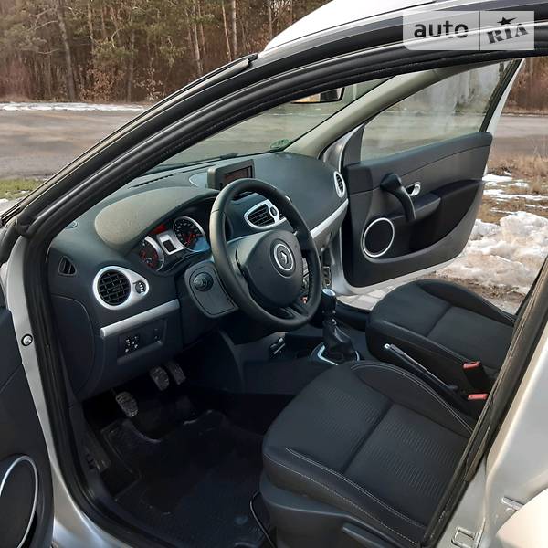 Універсал Renault Clio 2009 в Бучачі фото 30 Універсал Renault Clio 2009 в Бучачі