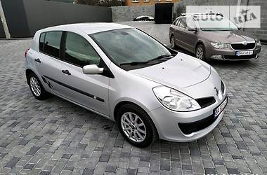 Хетчбек Renault Clio 2007 в 