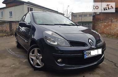 Хетчбек Renault Clio 2008 в 