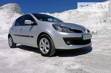 Хетчбек Renault Clio 2008 в 